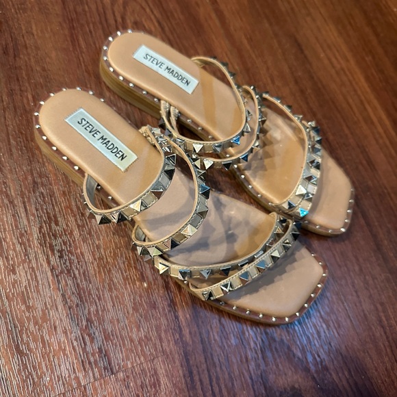 Steve Madden Tan Sandals with Silver Studs - Picture 3 of 6